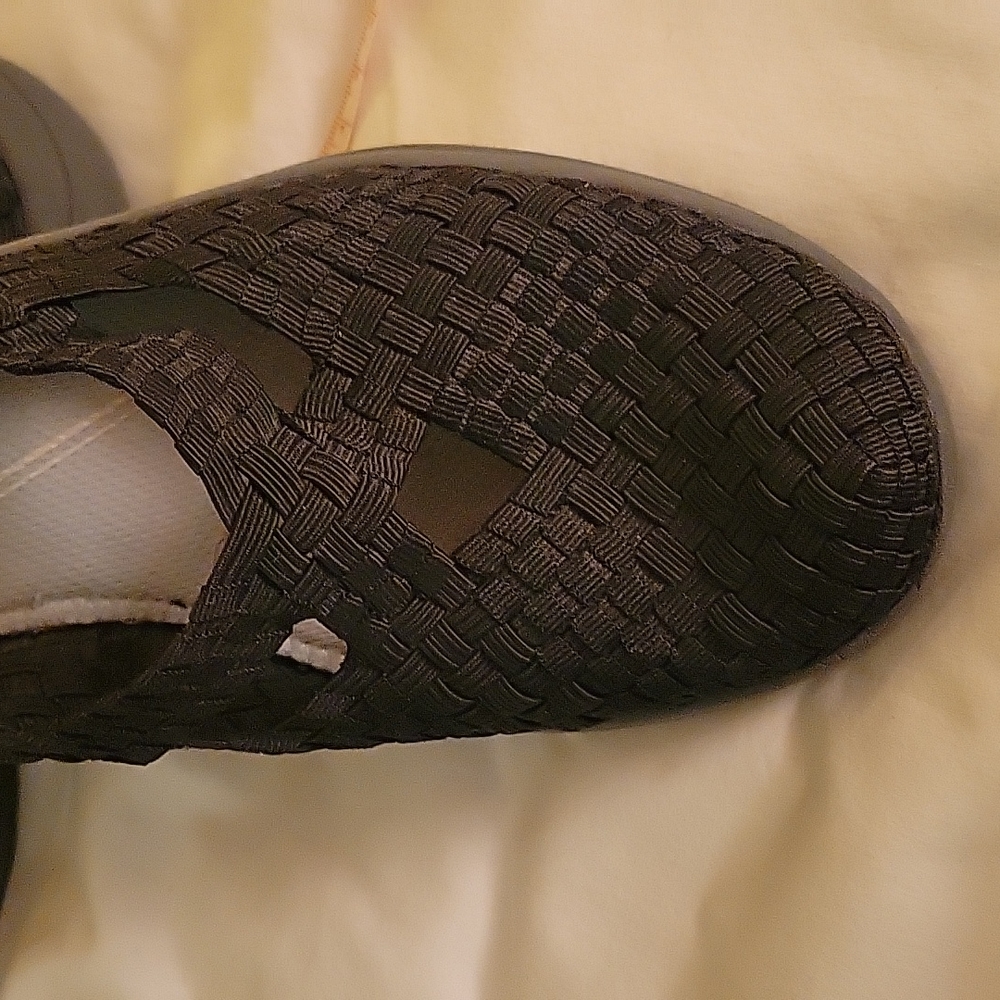 Easy Spirit e360 slip-on shoes - Picture 2 of 8